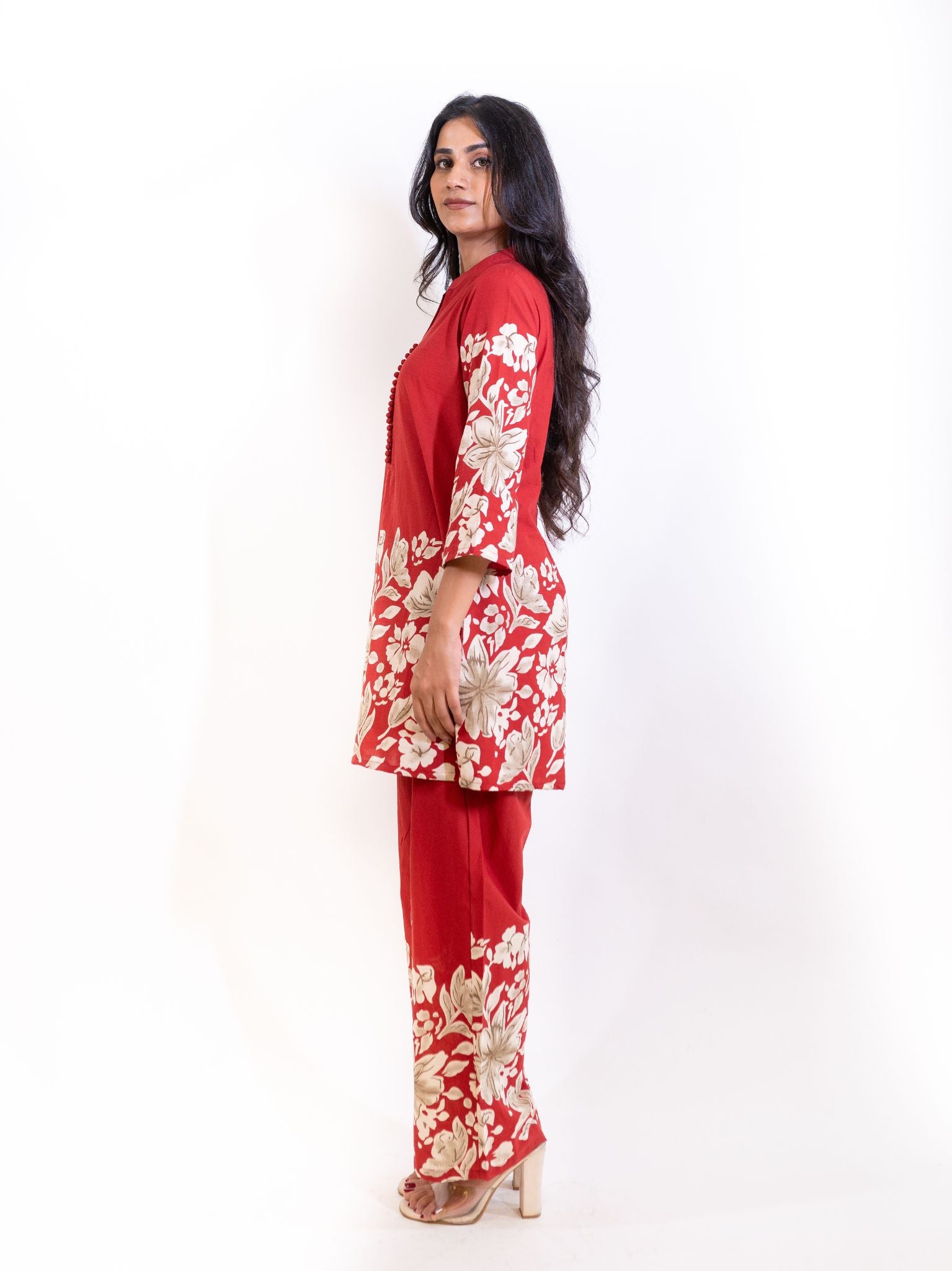 Red Floral Co-ord Set with Mandarin Collar Kurti and Pants