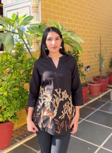 Black Cotton Flex Kurti With Elegant Beige Nature Print