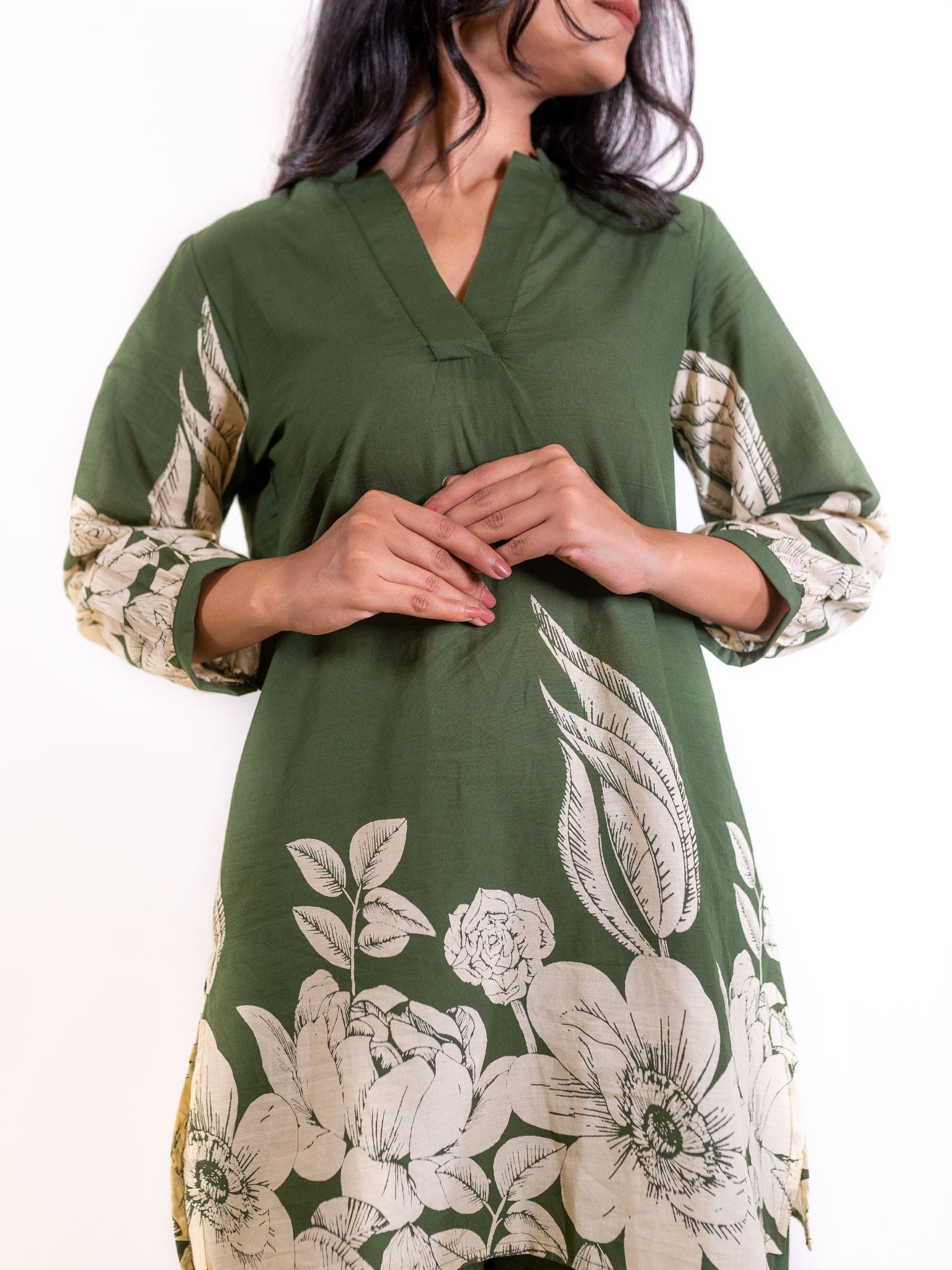 Green Gulzar Co-ord Set with Elegant Floral Accents