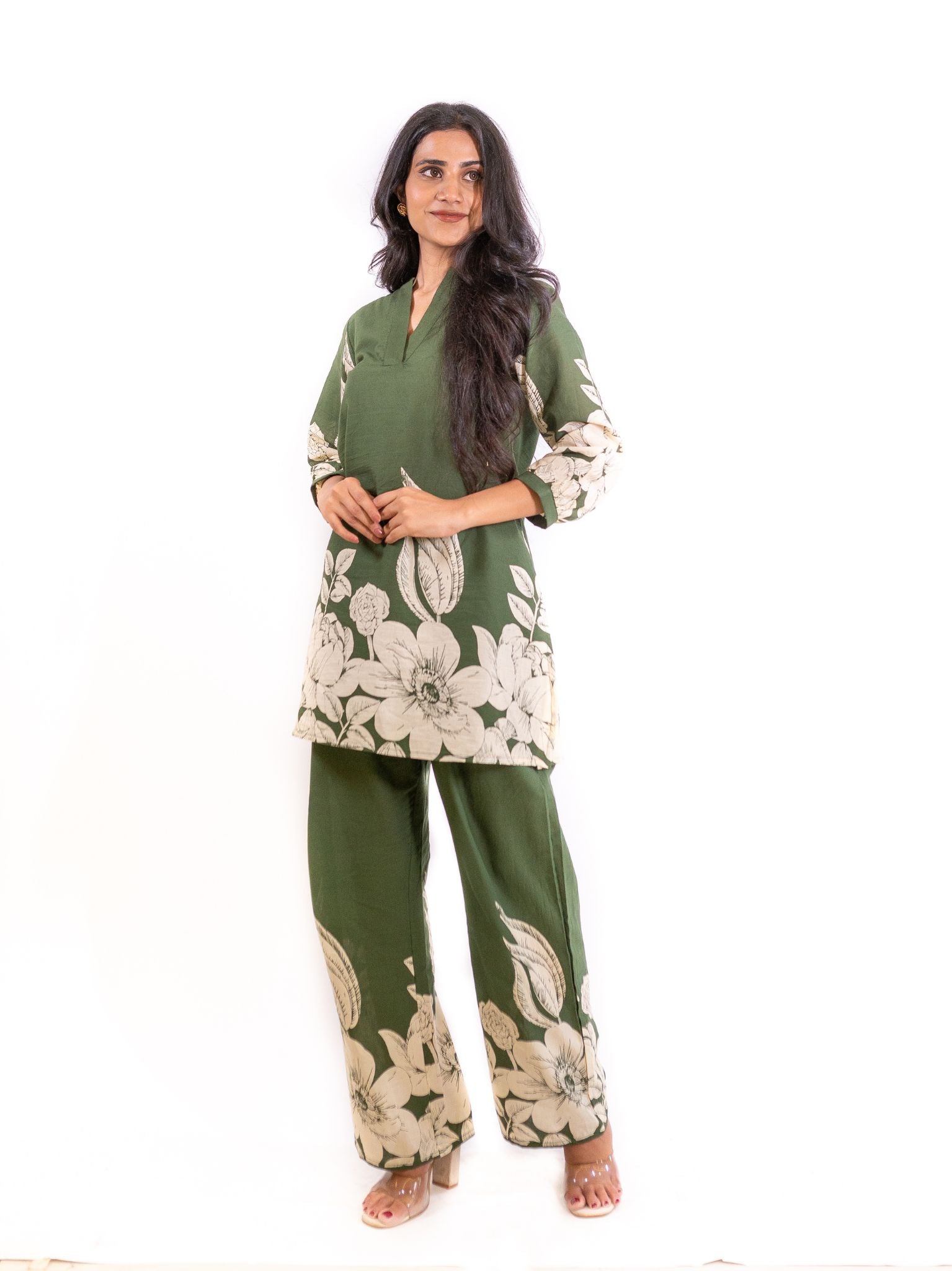 Green Gulzar Co-ord Set with Elegant Floral Accents